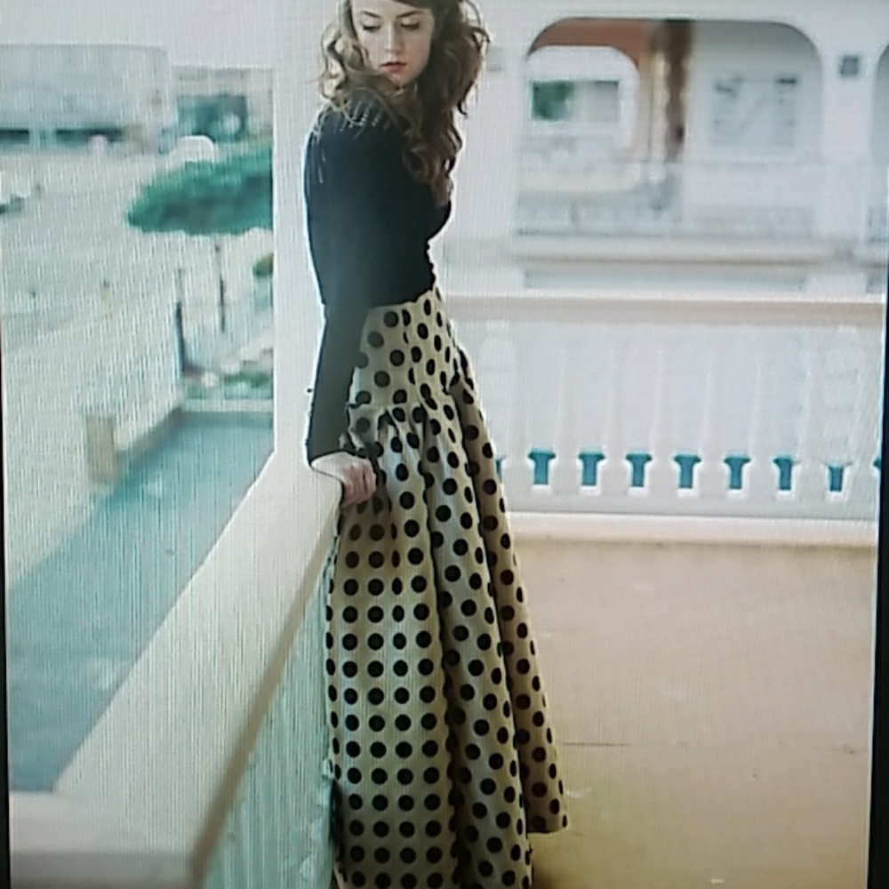 Shabby apple skirt, wore once in this photoshoot.